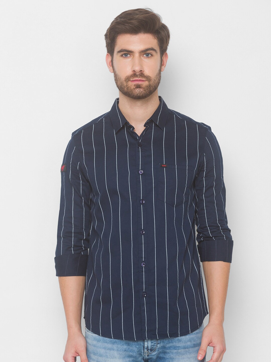 

SPYKAR Men Navy Blue Slim Fit Striped Casual Shirt