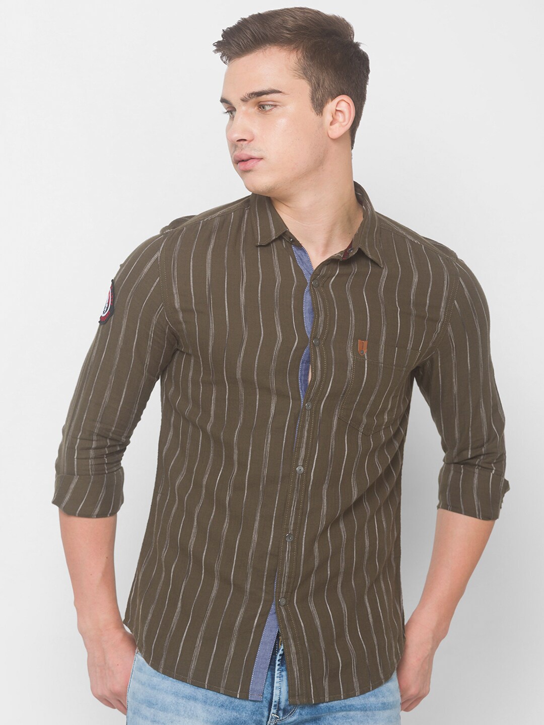 

SPYKAR Men Green Striped Pure Cotton Casual Shirt