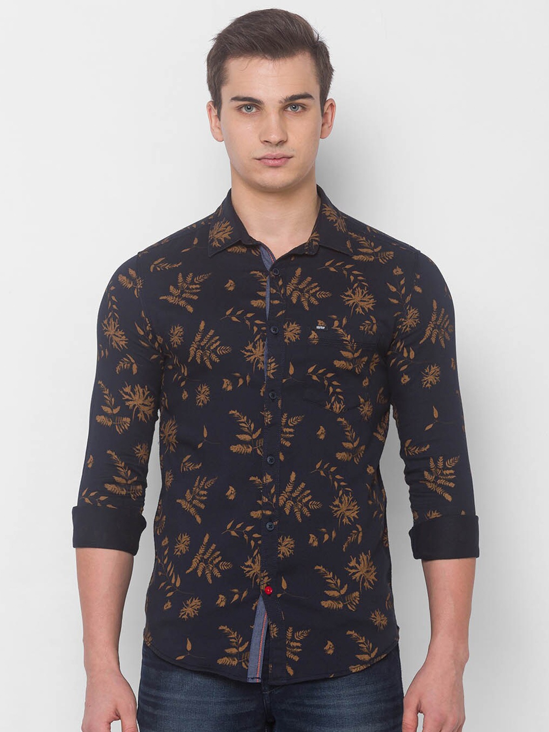 

SPYKAR Men Blue Floral Printed Casual Shirt