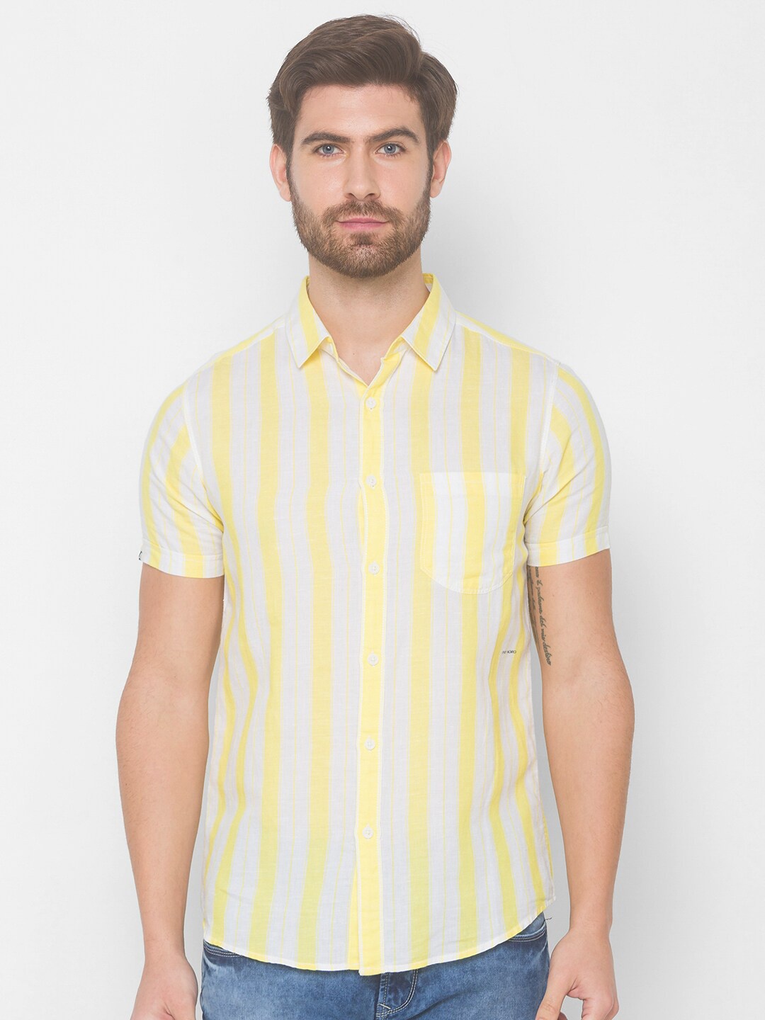 

SPYKAR Men Yellow Striped Casual Shirt