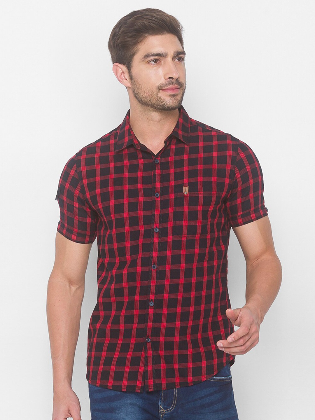 

SPYKAR Men Red Checked Casual Shirt