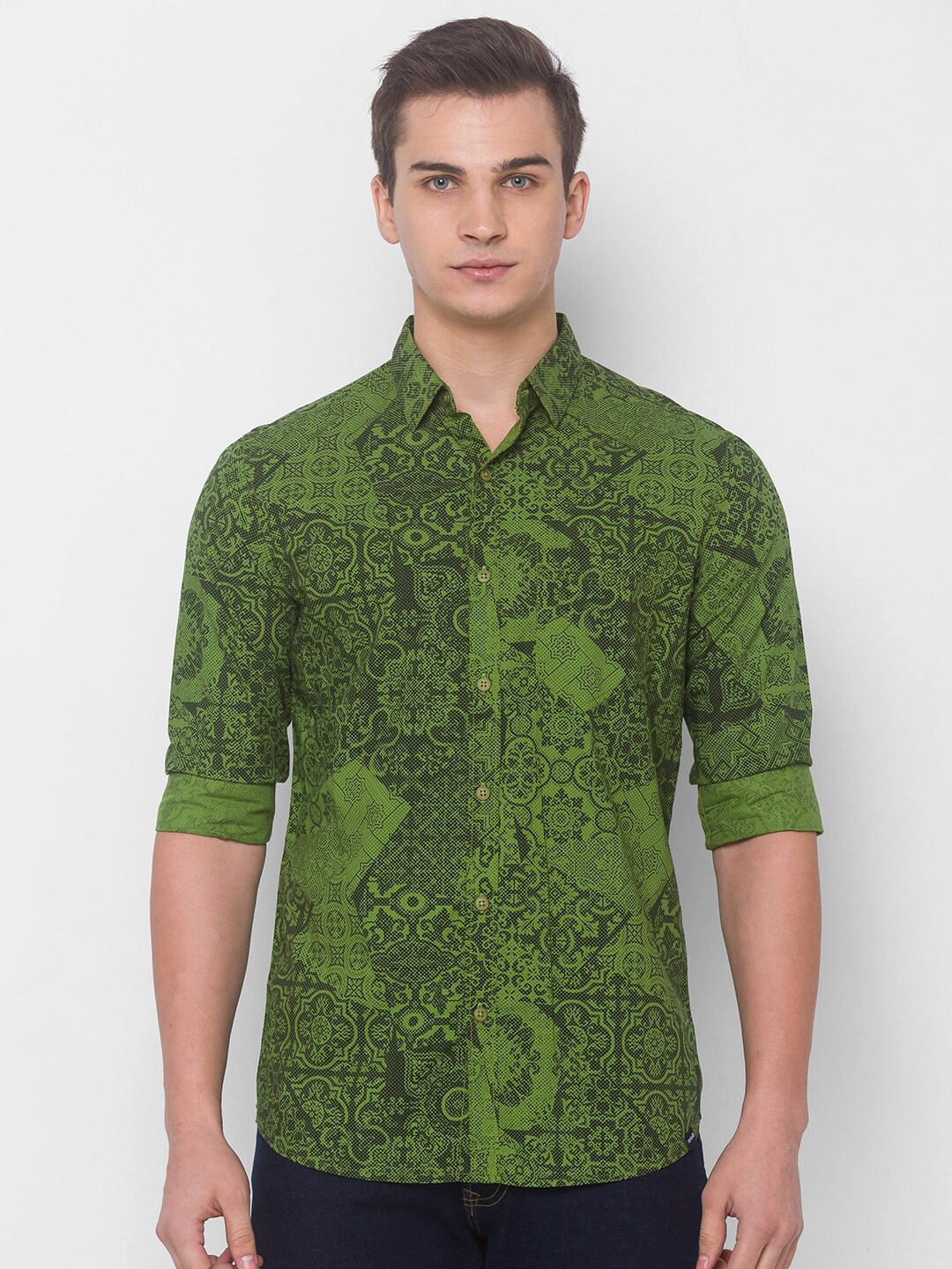 

SPYKAR Men Green Printed Casual Shirt