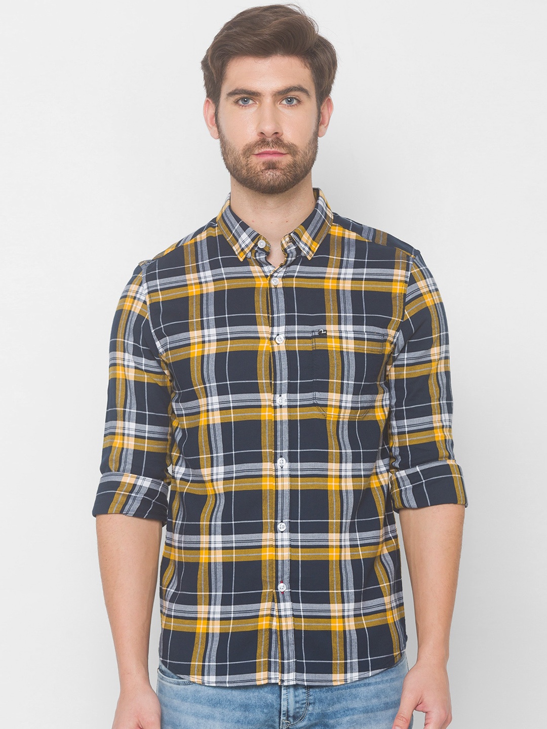 

SPYKAR Men Blue Checked Casual Shirt