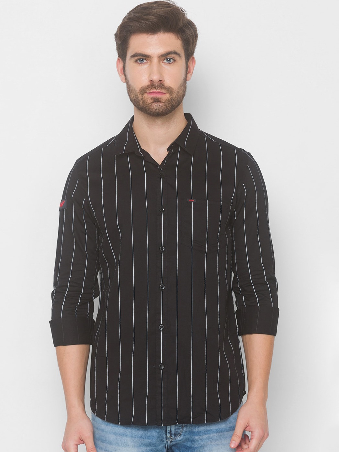 

SPYKAR Men Black Striped Casual Shirt