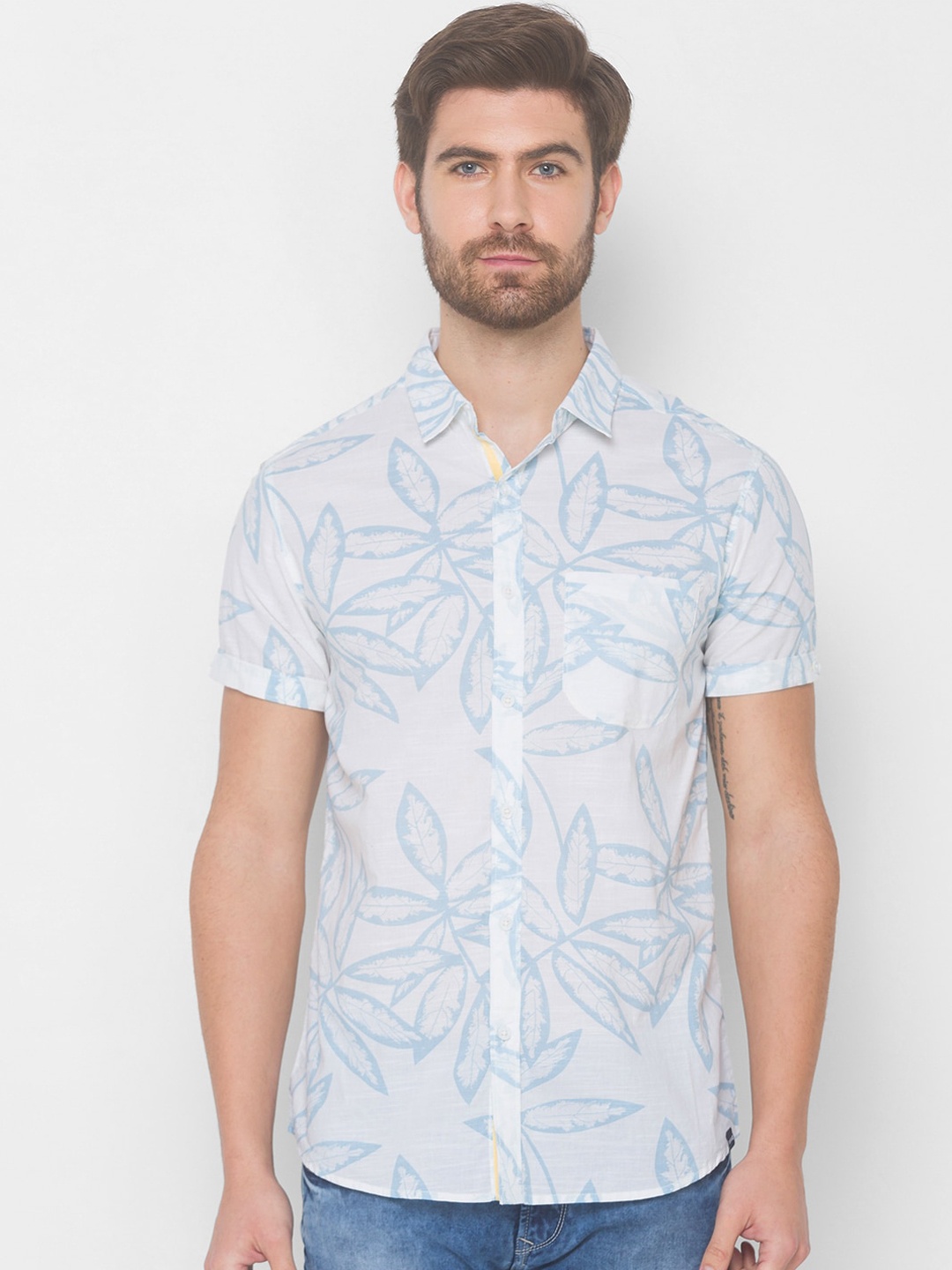 

SPYKAR Men Blue Printed Casual Shirt
