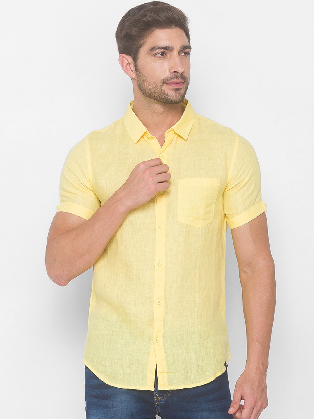 

SPYKAR Men Yellow Slim Fit Casual Shirt