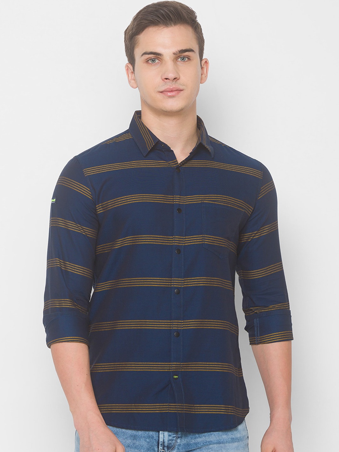 

SPYKAR Men Blue Horizontal Stripes Striped Casual Shirt