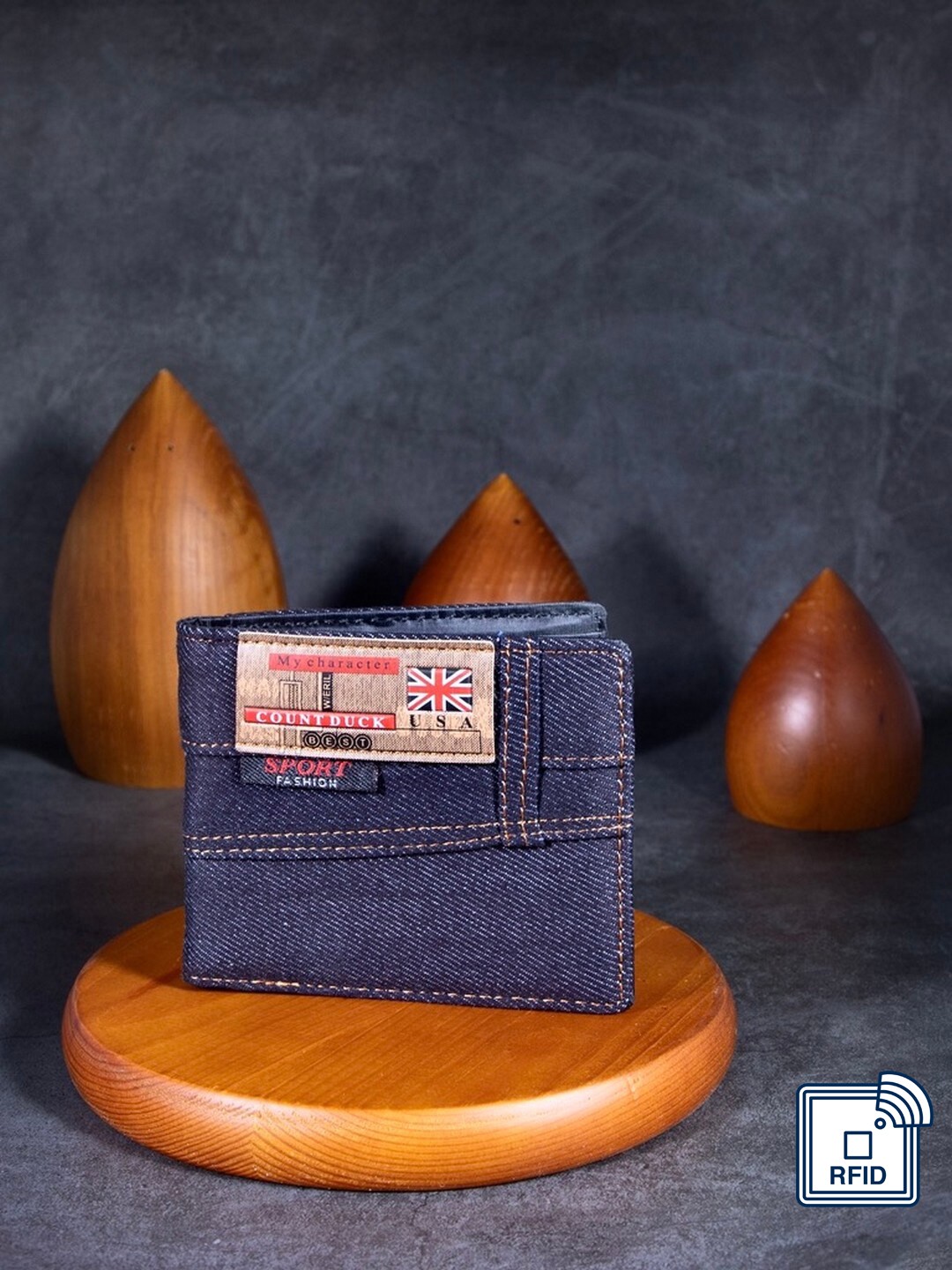 

BANGE Men Blue & Beige Textured Cut Work Three Fold Wallet