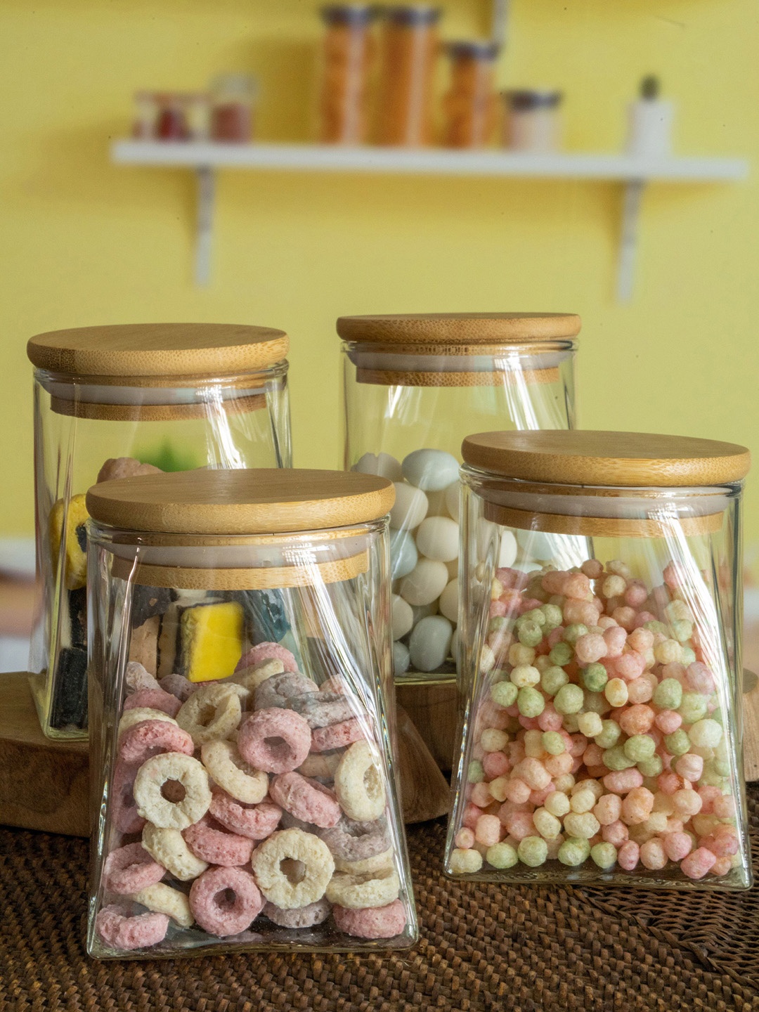 

GOODHOMES Set Of 4 Transparent Glass Storage Jar With Wooden Lid