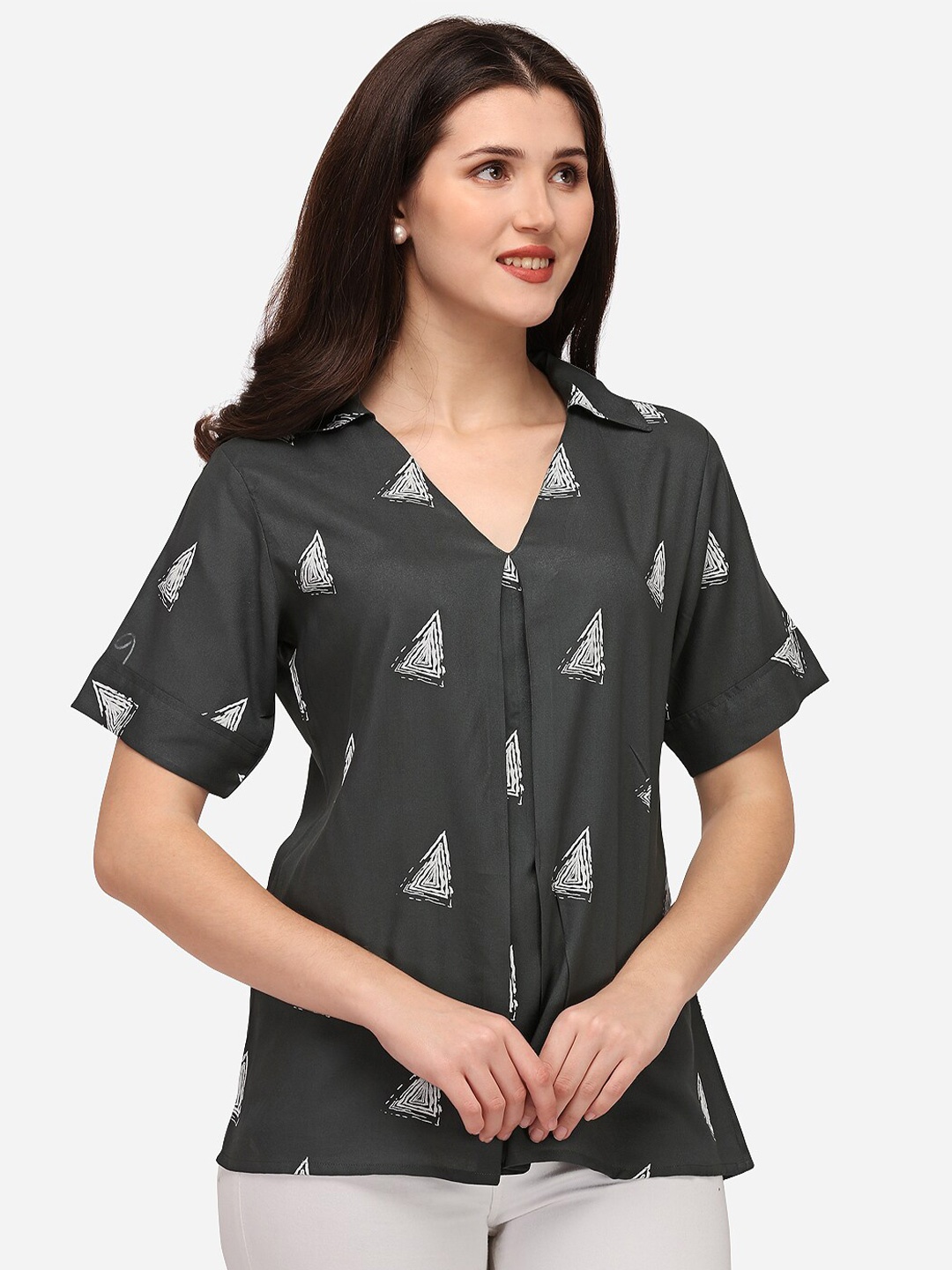 

Smarty Pants Grey Geometric Print Shirt Style Top
