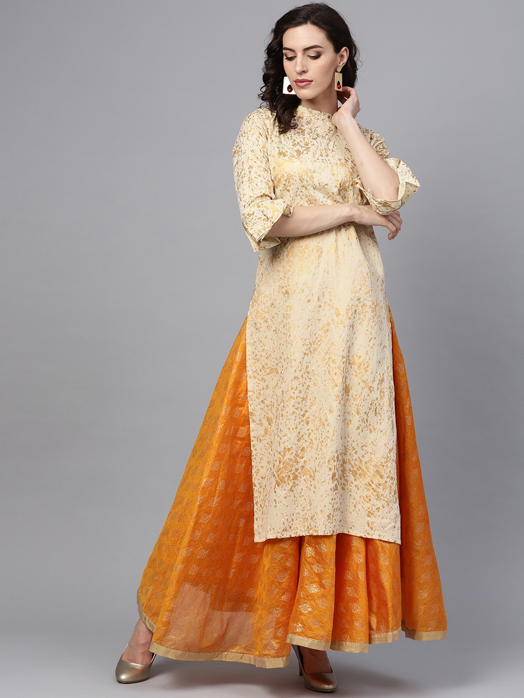 

Indo Era Women Beige Ethnic Motifs Printed Keyhole Neck Kurta