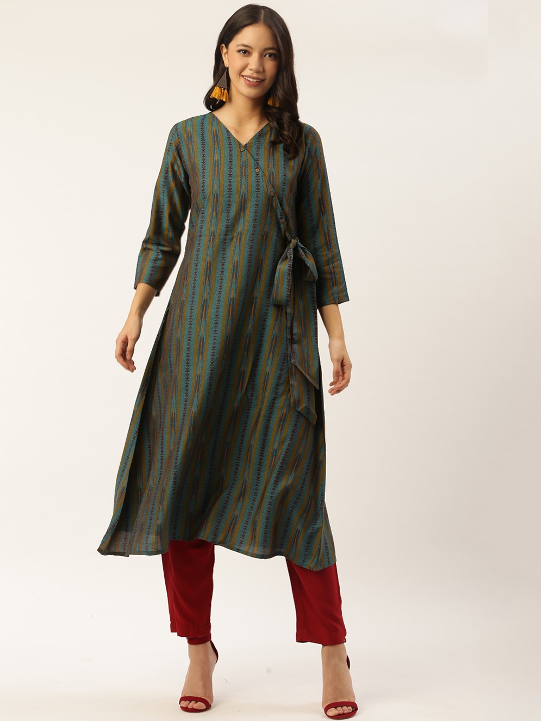 

Sangria Women Green & Maroon Striped Kurta