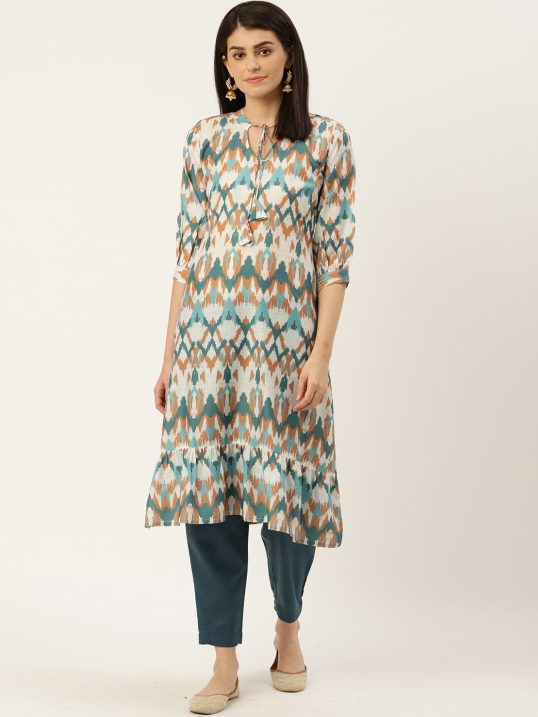 

Sangria Woman White Geometric Printed Kurta