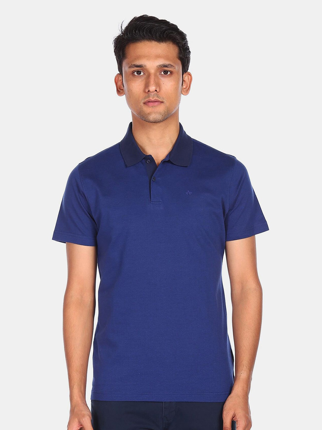 

Arrow Men Blue Polo Collar T-shirt