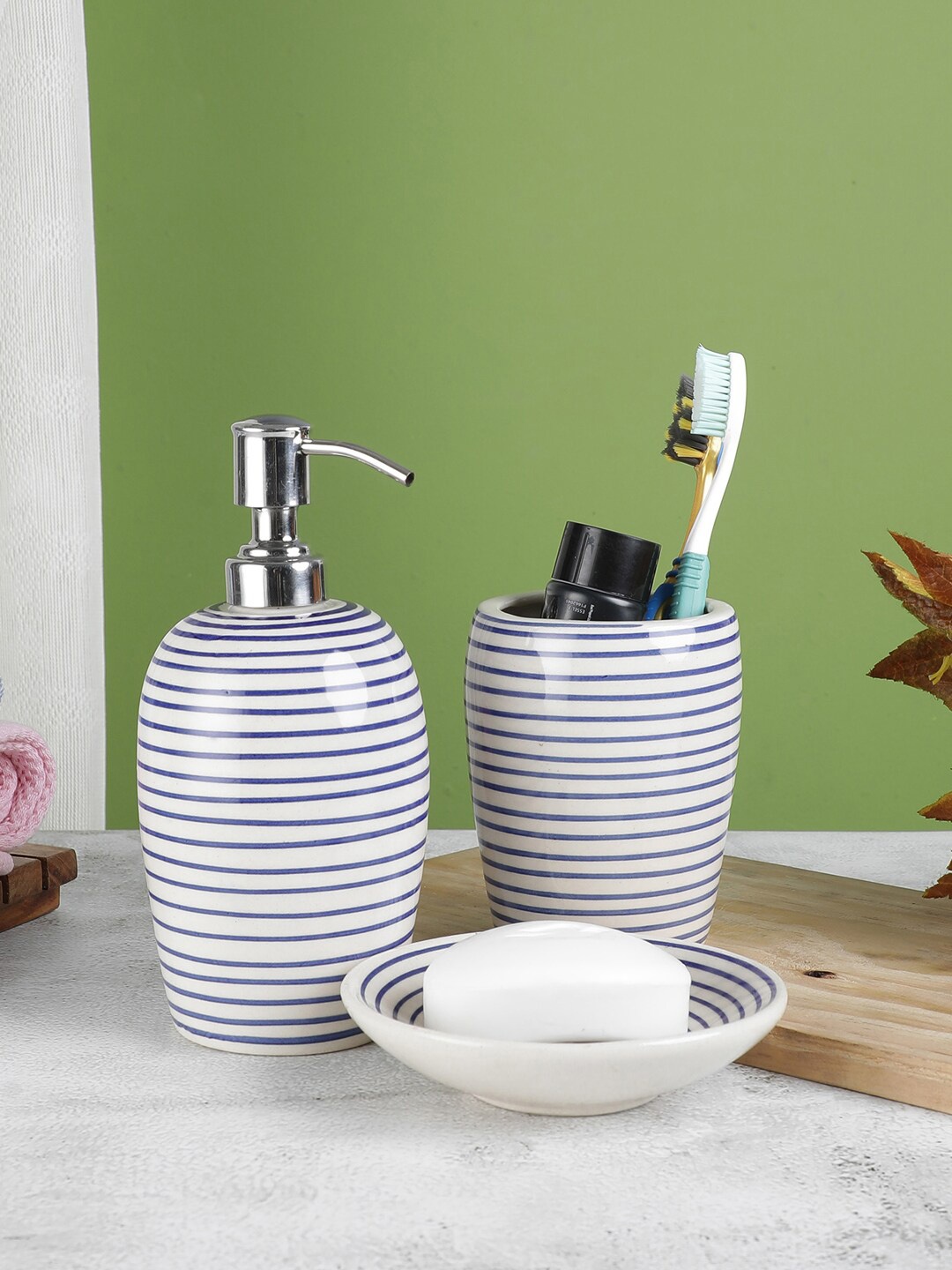

VarEesha Set of 3 Striped Ceramic Bathroom Accessories Set, Blue
