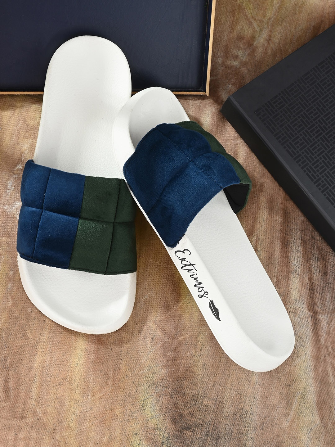 

EXTRIMOS Men Blue & Green Colourblocked Sliders