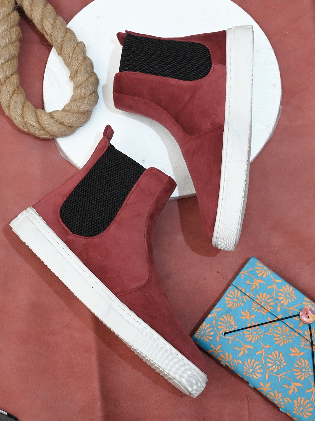 

EXTRIMOS Men Red Suede Flat Boots