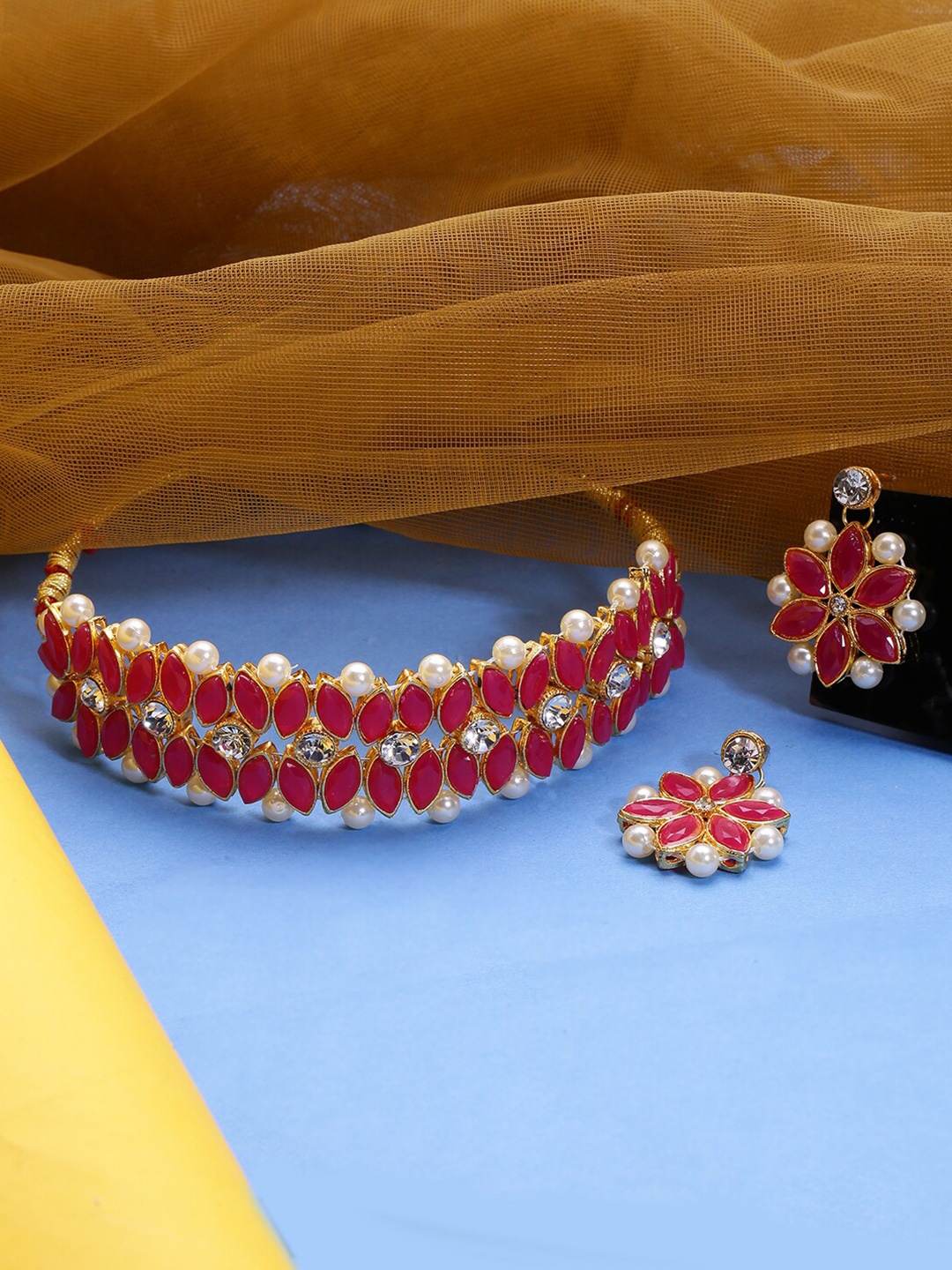 

LIVE EVIL Gold-Toned & Pink Beads Stone-Studded Jewellery Set