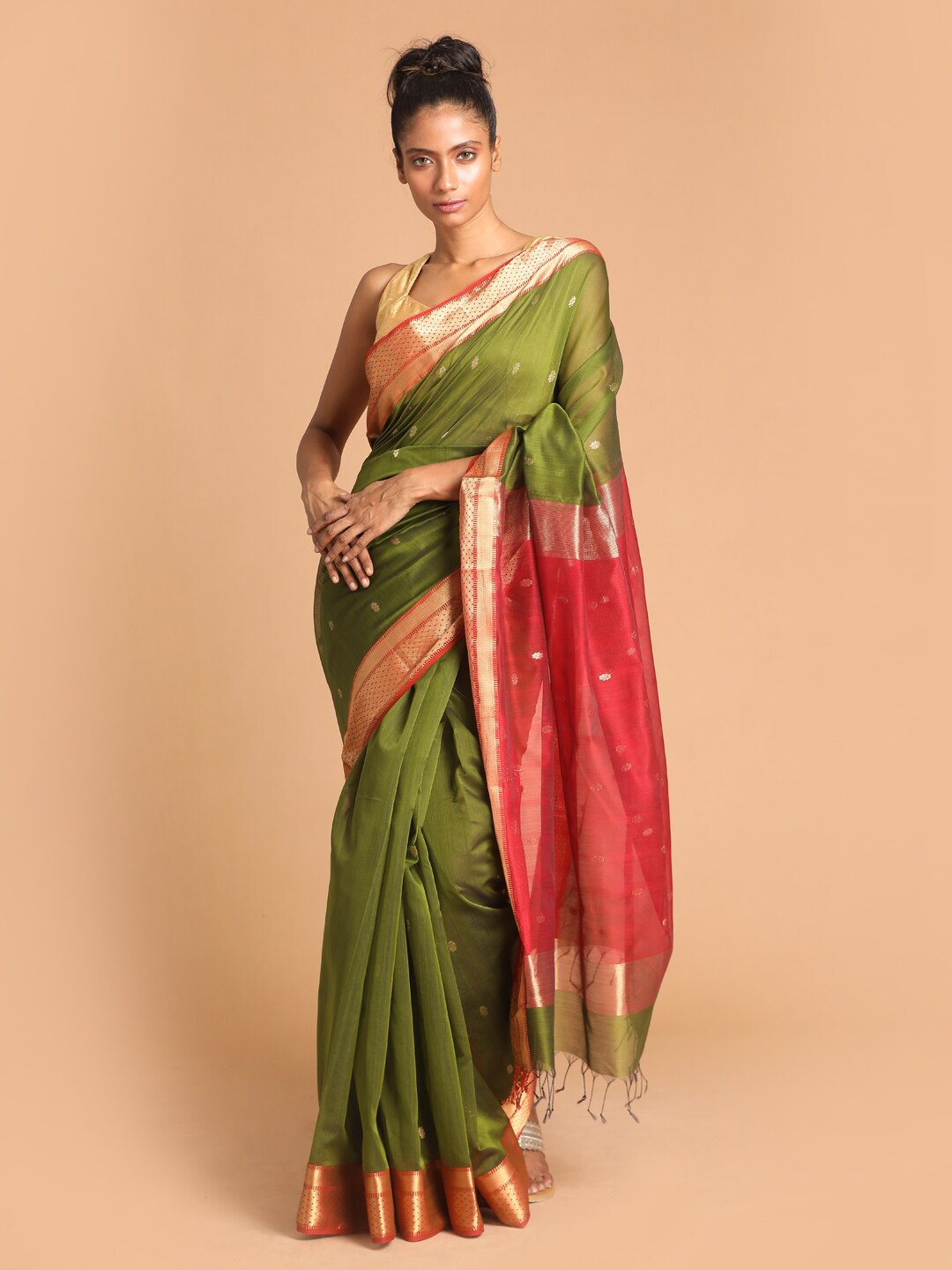 

Indethnic Green & Red Ethnic Motifs Zari Silk Cotton Maheshwari Saree