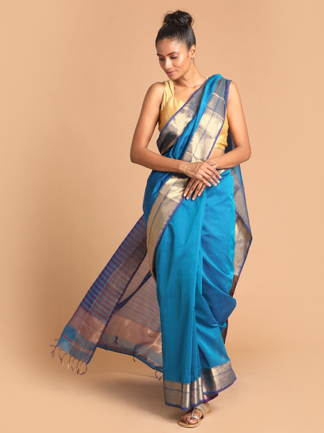 

Indethnic Blue & Gold-Toned Zari Silk Cotton Maheshwari Saree