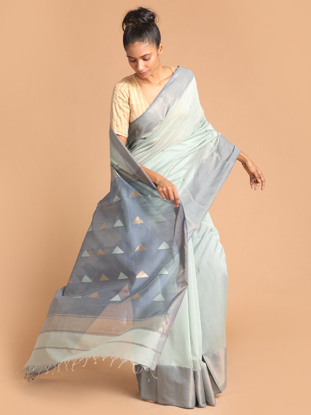 

Indethnic Grey & Blue Woven Design Zari Silk Cotton Maheshwari Saree