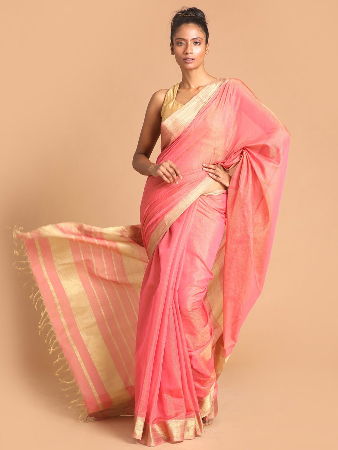 

Indethnic Coral & Gold-Toned Zari Silk Cotton Maheshwari Saree