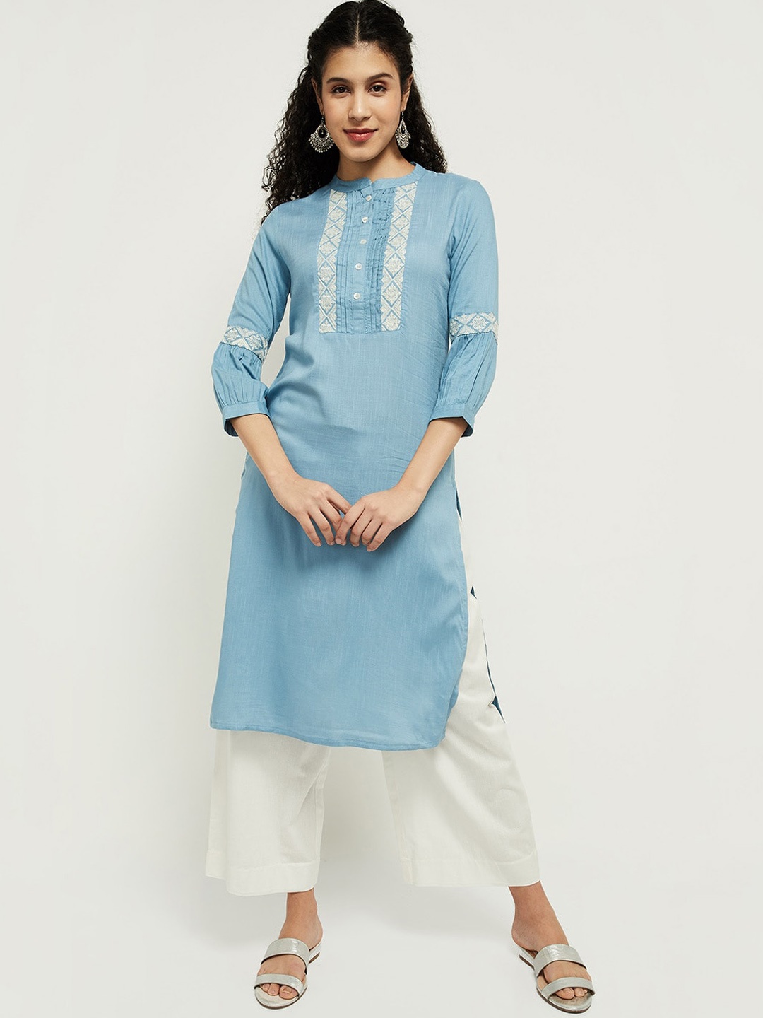 

max Women Blue Embroidered Thread Work Kurta