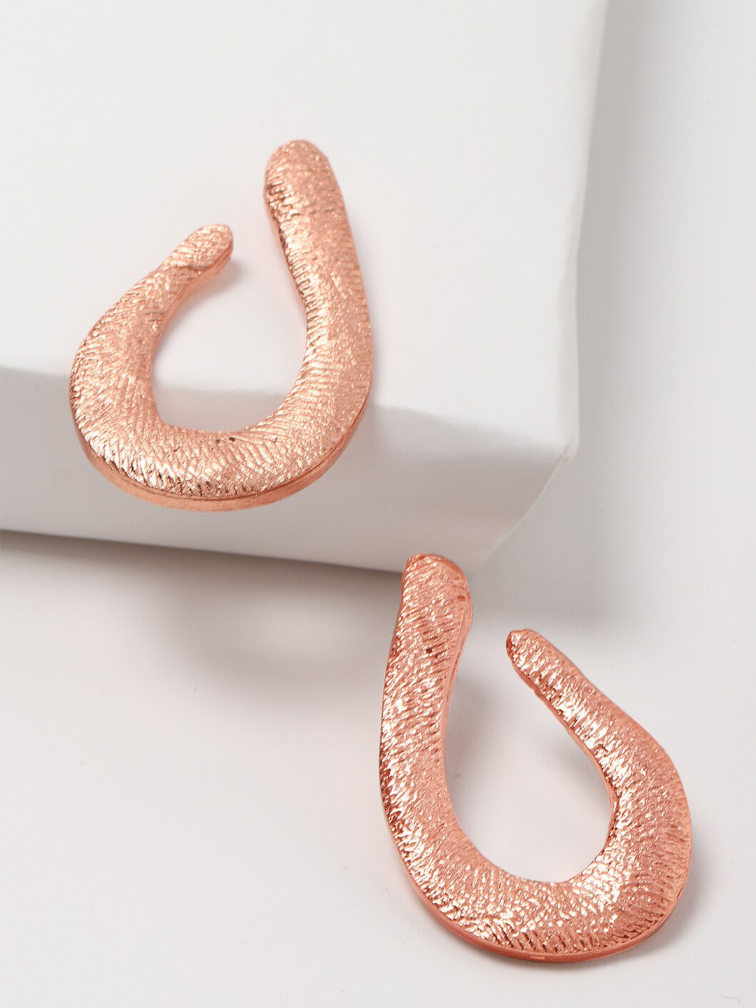 

FOREVER 21 Brown Contemporary Hoop Earrings
