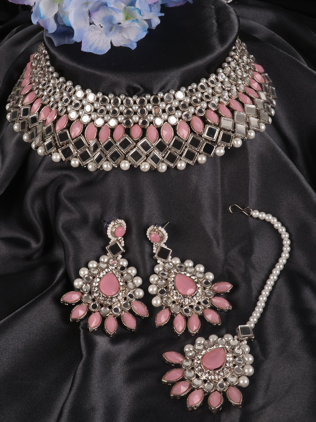 

PENNY JEWELS Silver-Toned & Traditional Stone Studded & Pearls Jewellery Set