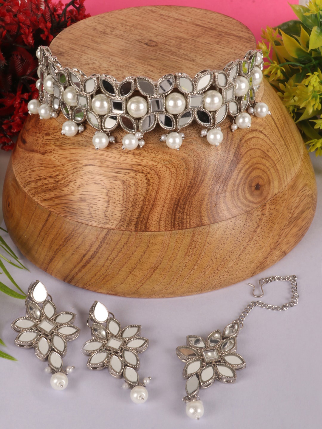 

PENNY JEWELS Silver-Toned White Stone Studded & Beaded Choker Jewellery Set