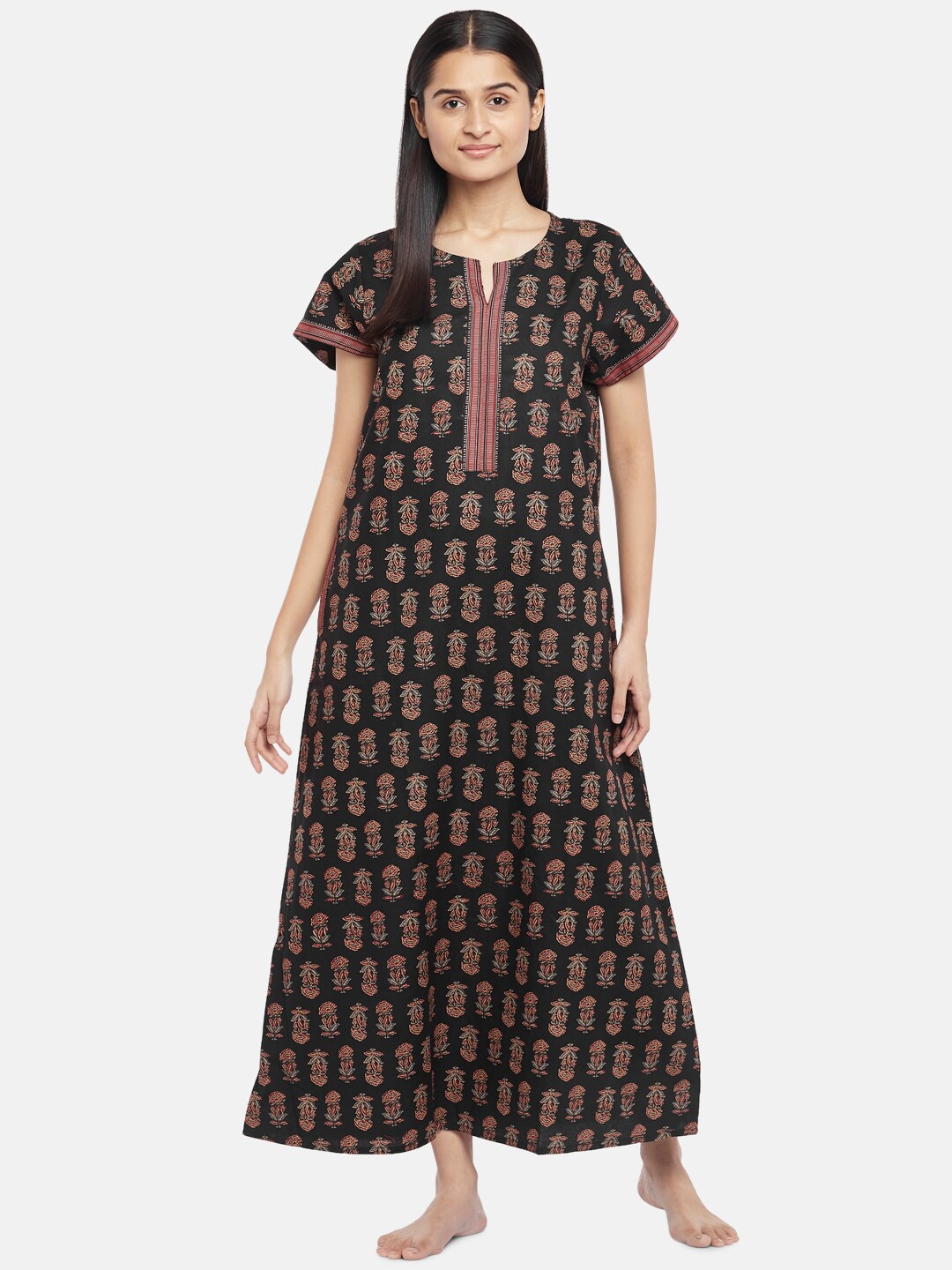 

RANGMANCH BY PANTALOONS Black Printed Maxi Nightdress