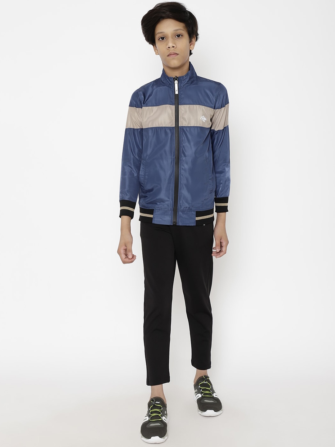 

CHIMPRALA Boys Blue Maroon Colourblocked Tracksuit