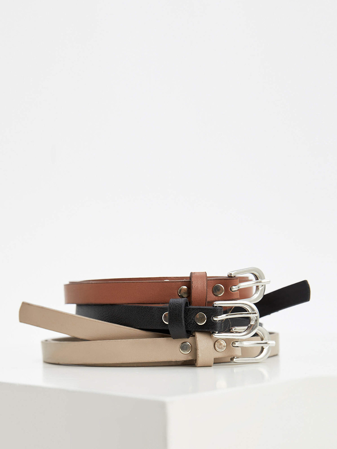 

DeFacto Women Set of 3 Solid Slim Belts, Brown