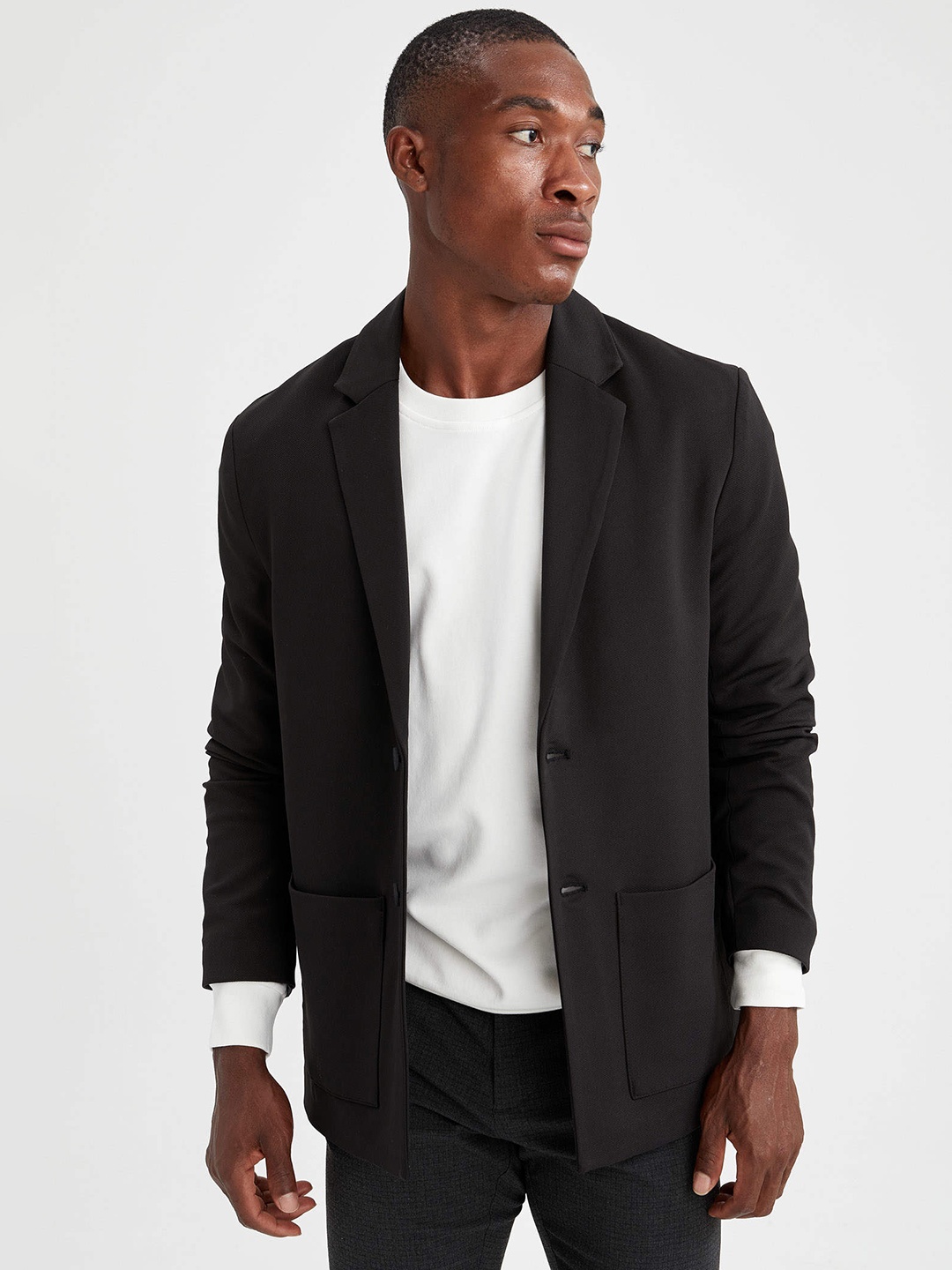 

Defacto Men Black Solid Casual Blazer
