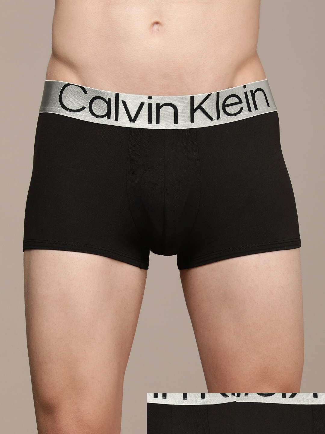 

Calvin Klein Underwear Men Black Pack of 3 Solid Trunks