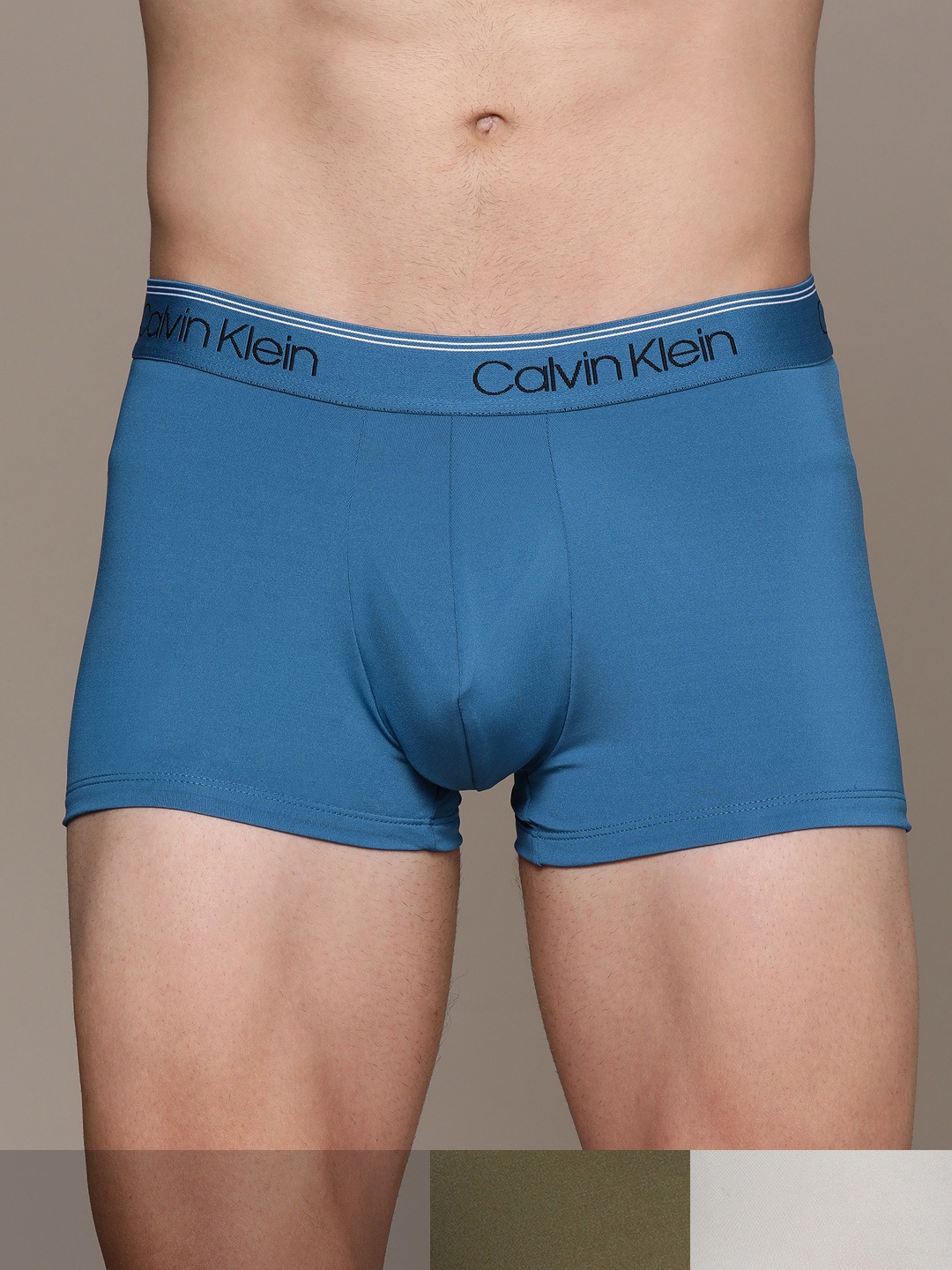

Calvin Klein Underwear Men Pack of 3 Trunks NB25691NF, Blue