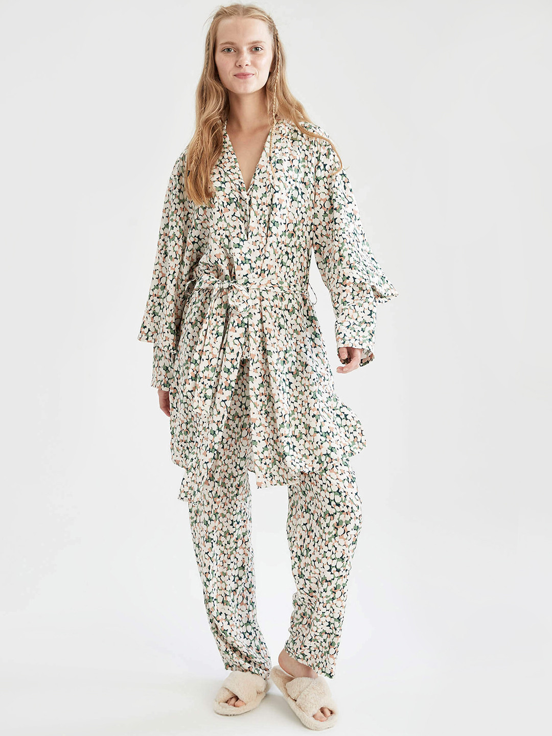 

DeFacto Women Beige & Green Abstract Print Lounge Robe
