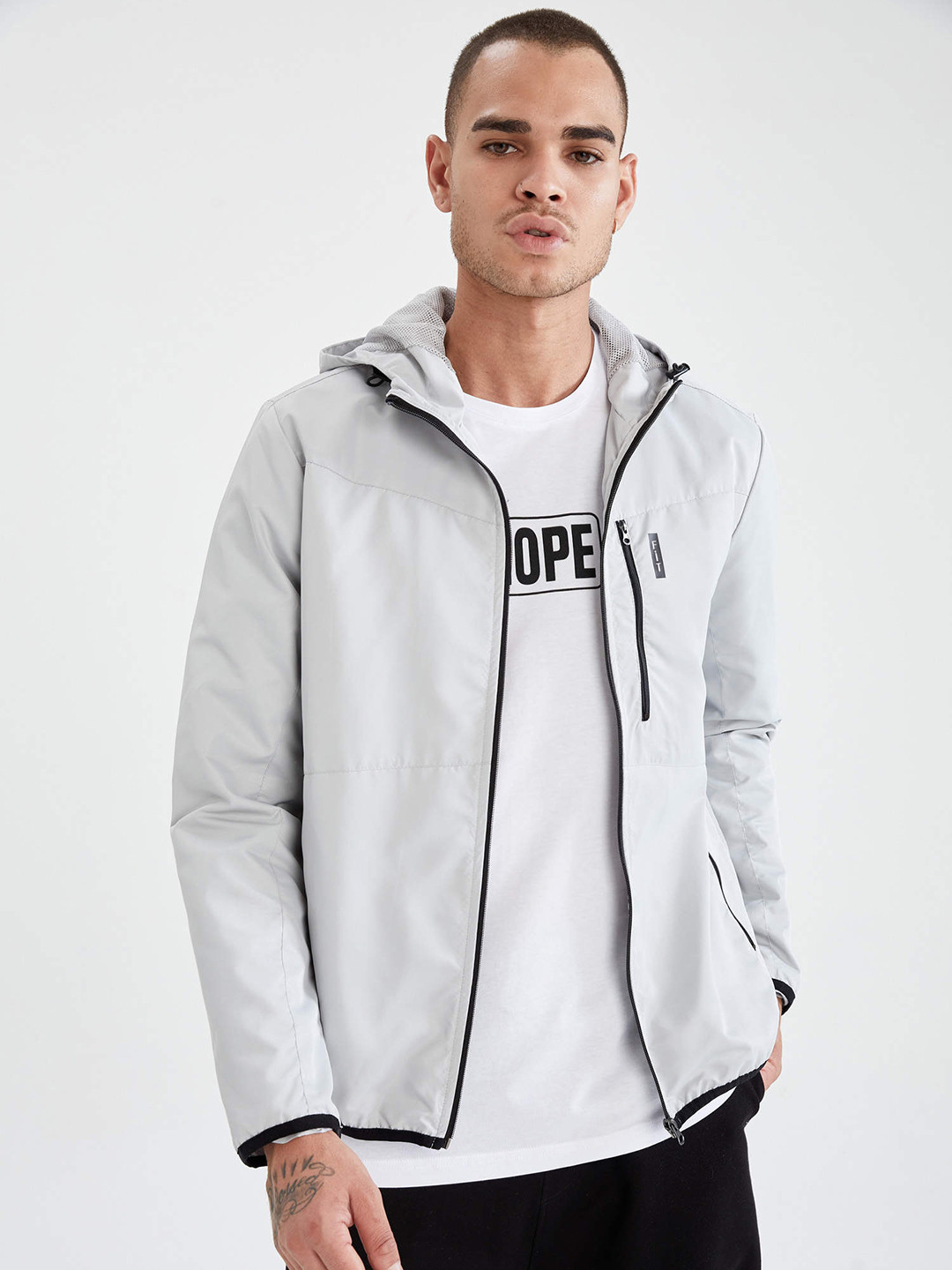 

DeFacto Men Grey Tailored Water Repellant Jacket