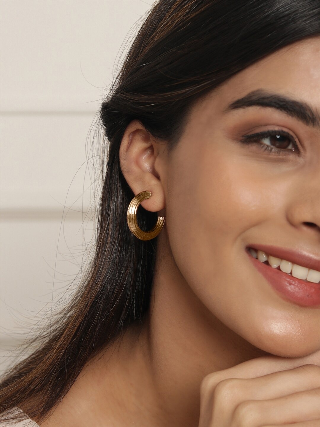 

ToniQ Gold-Toned Crescent Shaped Half-Hoop Earrings