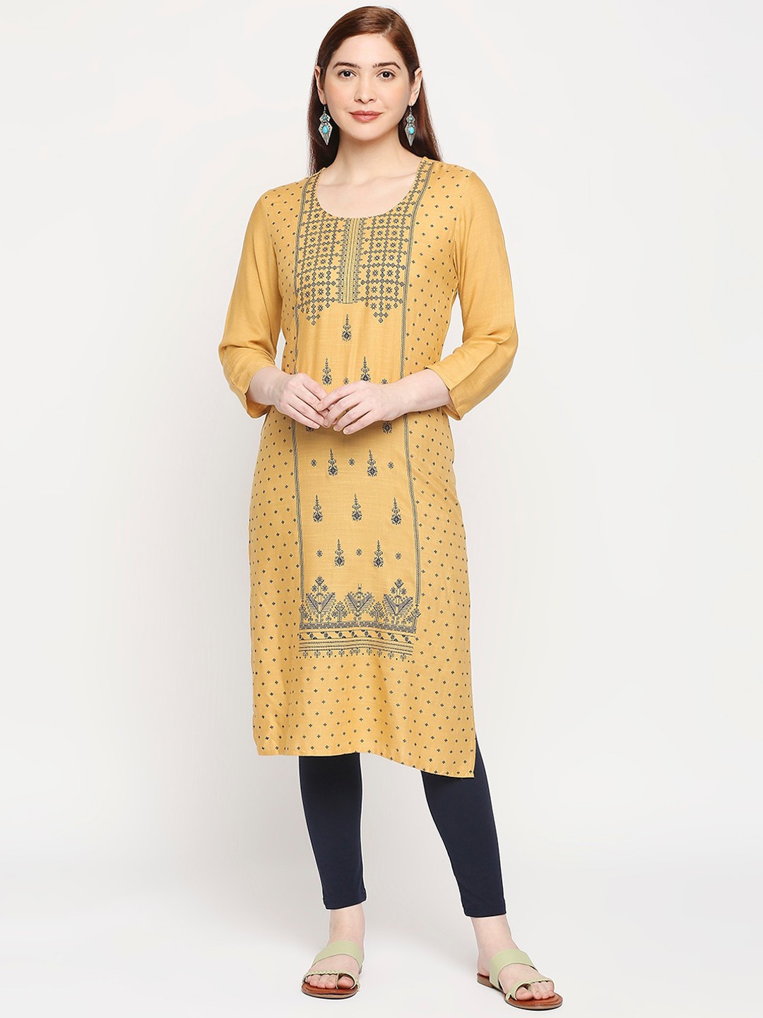 

ZRI Women Beige & Black Ethnic Motifs Printed Kurta