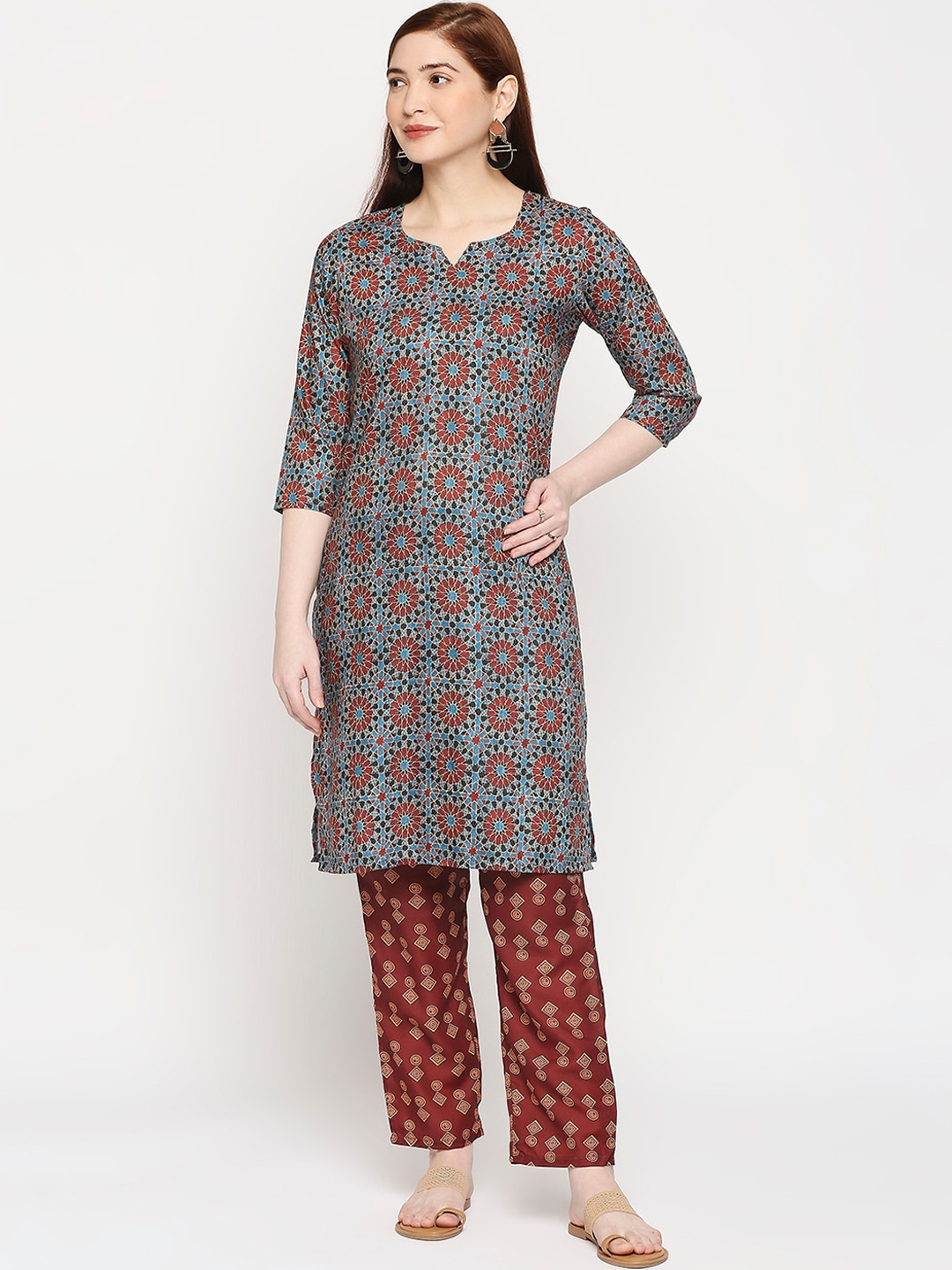 

ZRI Women Blue Ethnic Motifs Printed Panelled Kurta with Trousers