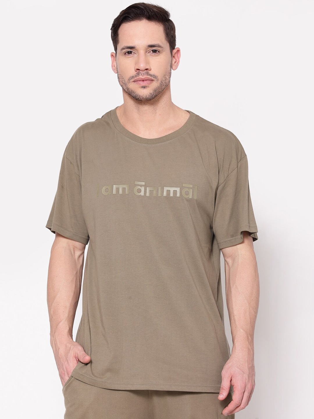 

I Am Animal Men Green Organic Cotton Loose Fit T-Basic Word Printed T-Shirt