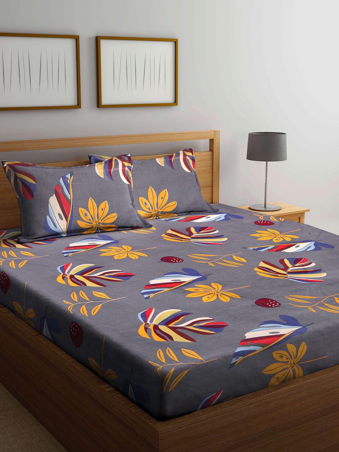 

KLOTTHE Grey Floral 210 TC King Bedsheet with 2 Pillow Covers