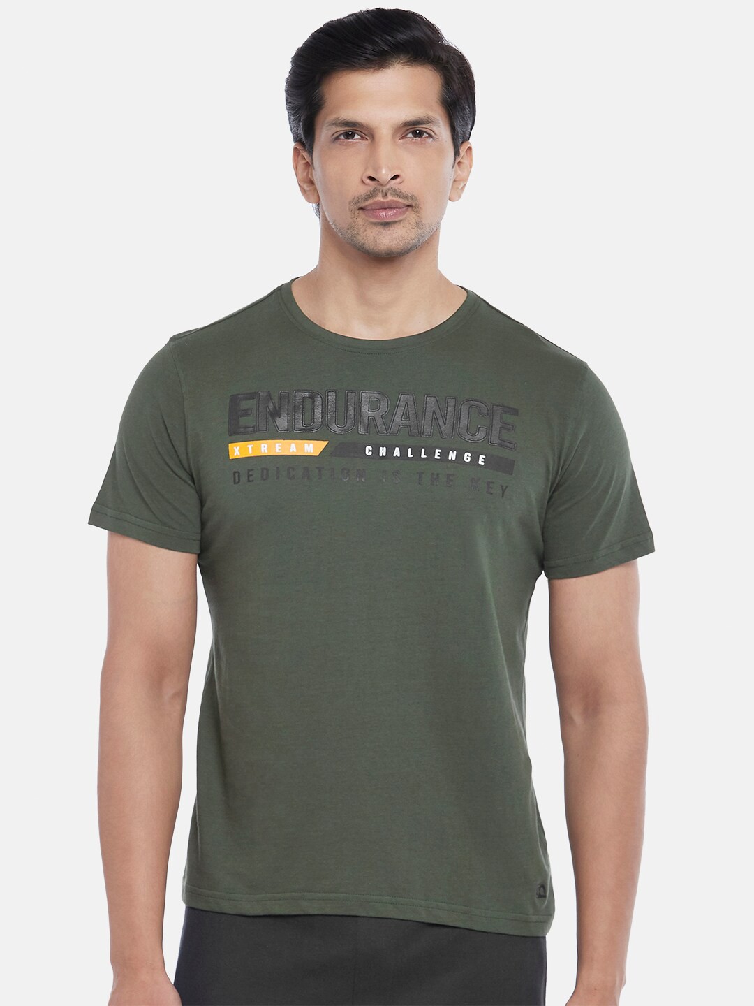 

Ajile by Pantaloons Men Olive Green Typography Printed Slim Fit T-shirt