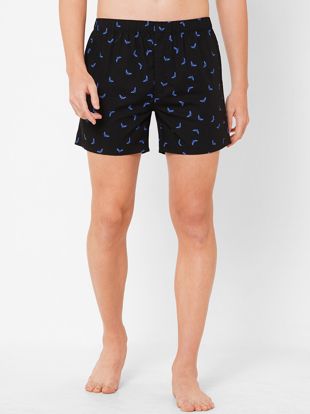 

Fitz Men Black & Blue Printed Cotton Regular Fit Boxer Shorts - SS21SHO1034EBKBL