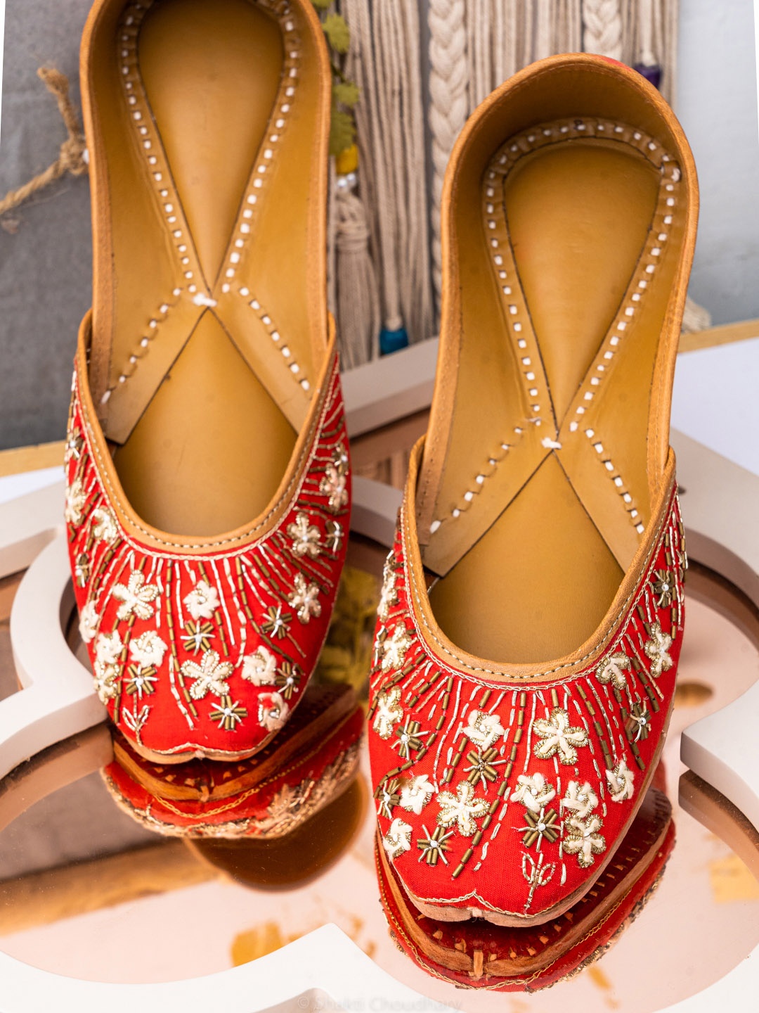 

NR By Nidhi Rathi Women Red Embellished Leather Ethnic Mojaris Flats