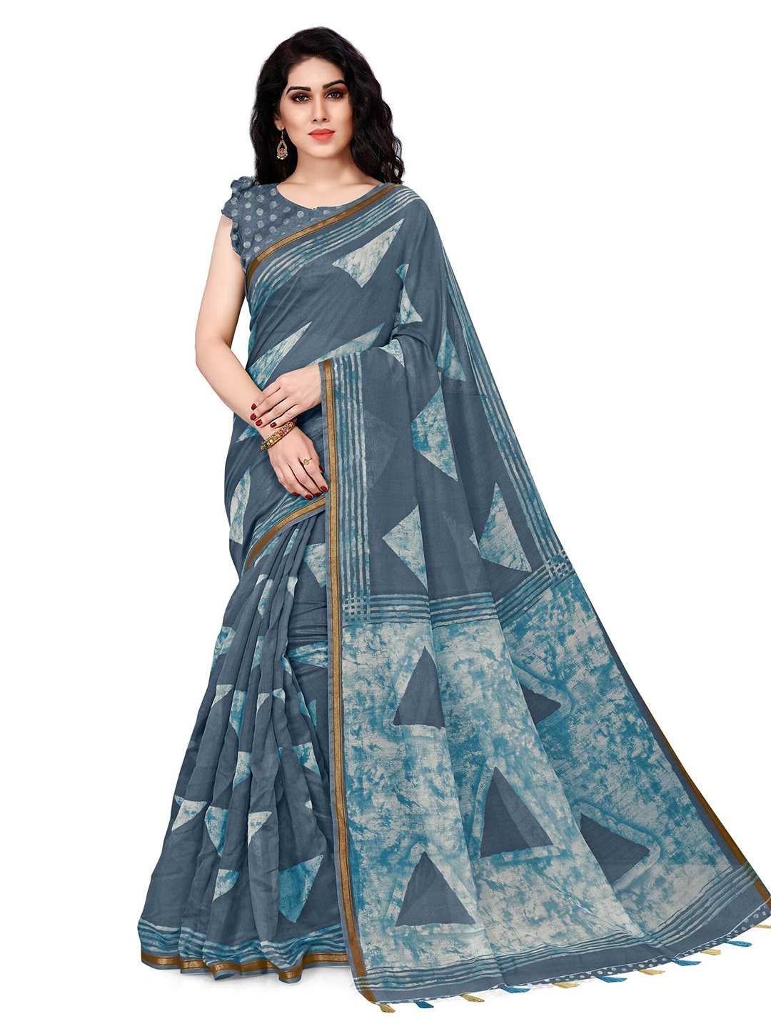 

KALINI Women Blue & Grey Block Print Saree