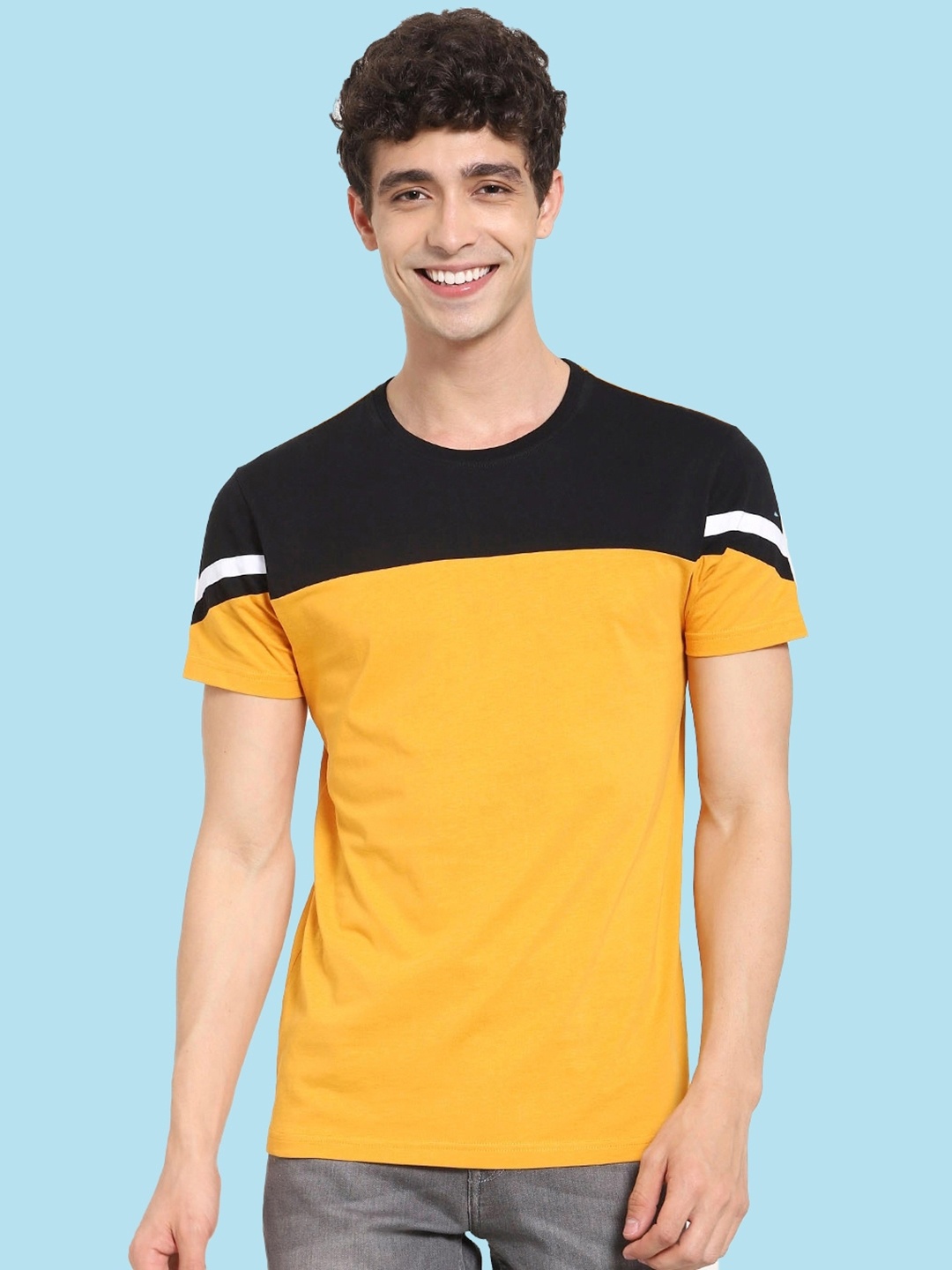 

Bewakoof Men Yellow Colourblocked T-shirt