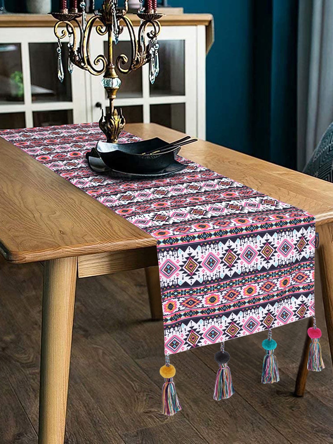 

Mezposh White & Pink Digital Printed 6-Seater Table Runner