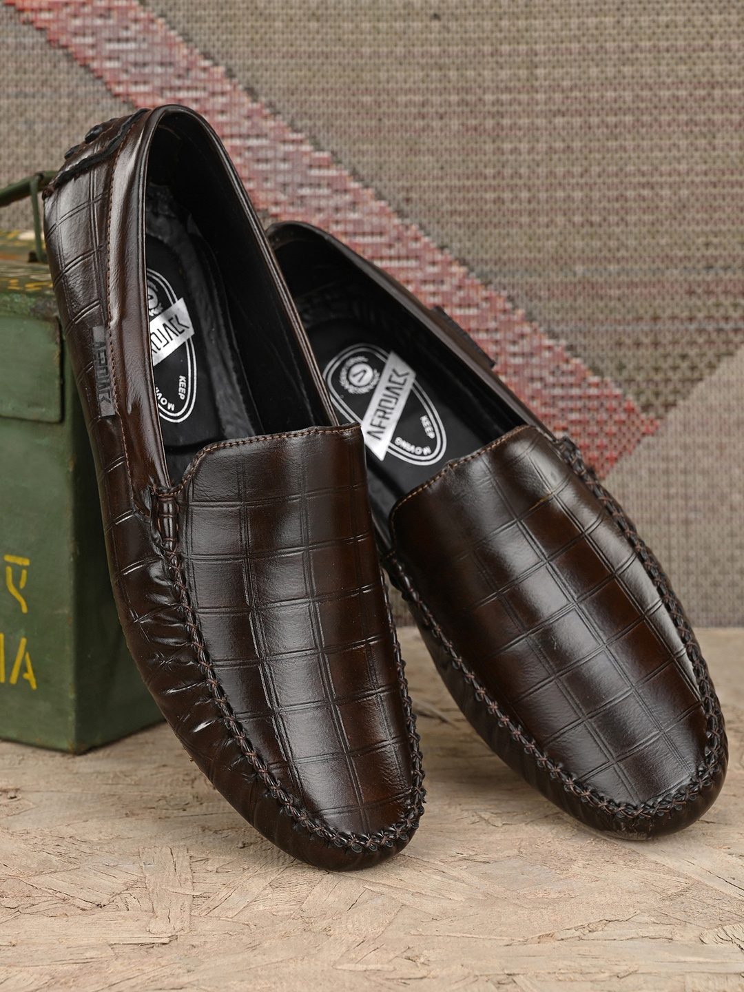

AfroJack Men Brown Loafers